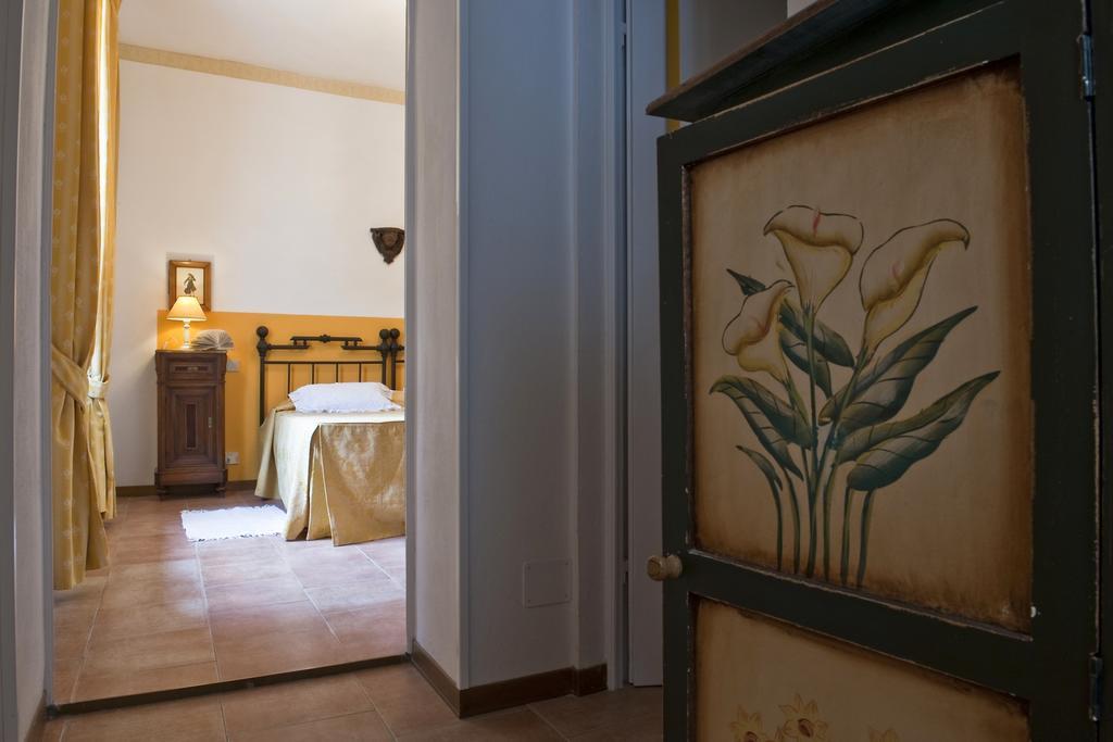Podere Oliveta ปอจจิบองซี ภายนอก รูปภาพ